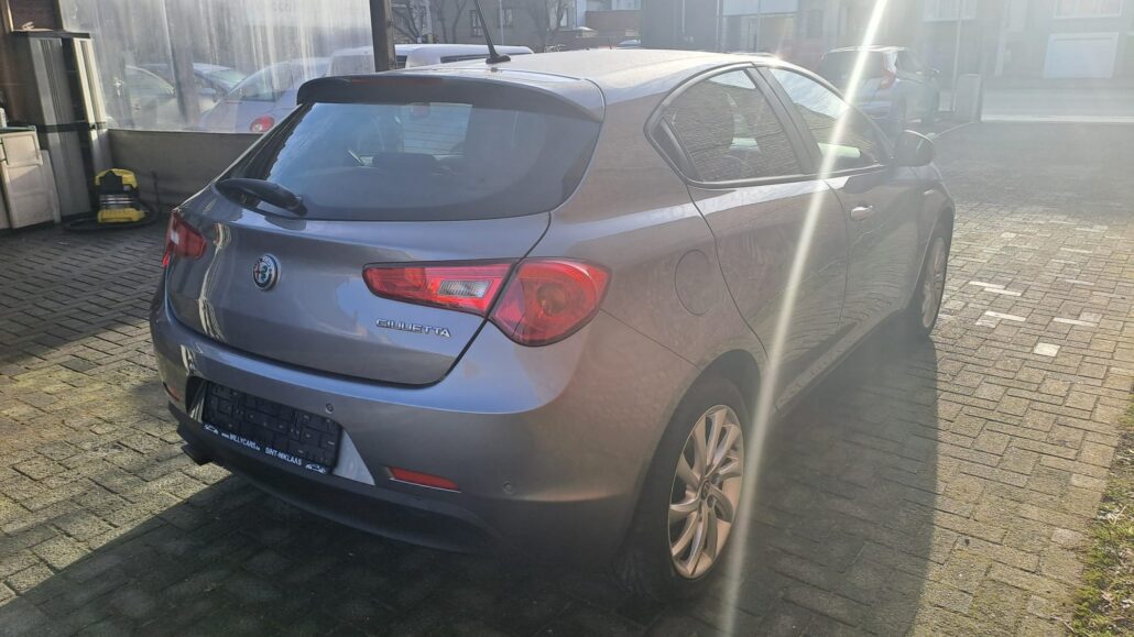 Alfa Romeo Giulietta 1.4i VERKOCHT!!!