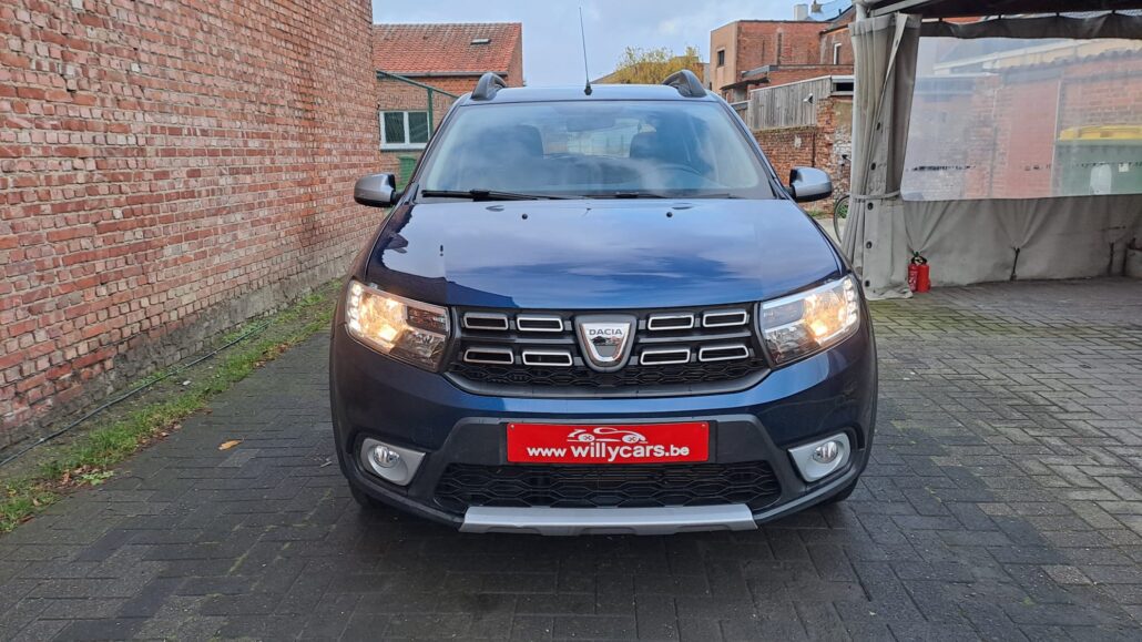 Dacia Sandero Stepway 1.0i  11.000 KM!!!!!